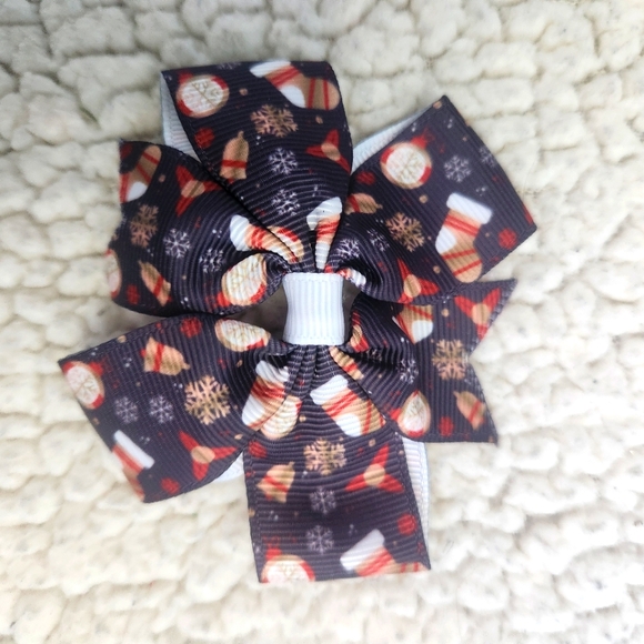 Christmas Clip in bows - Picture 3 of 7
